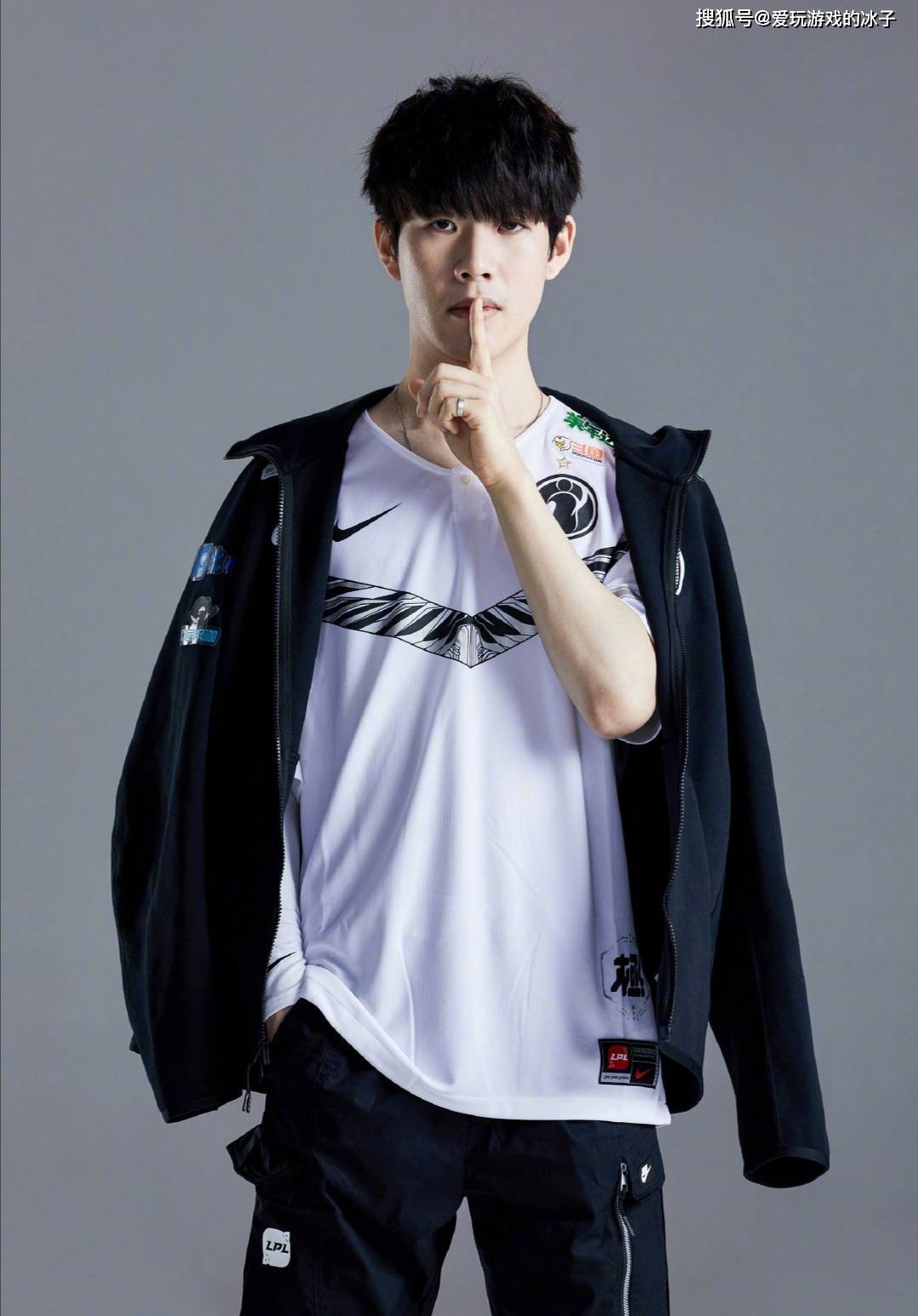 一是赛前就 一是赛前就